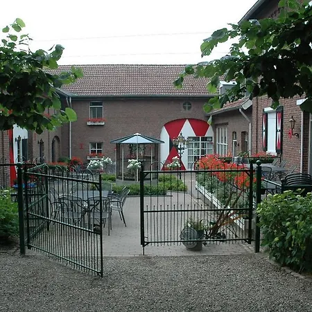 Bed & Breakfast Hoeve Rott 3*